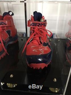 Tom Brady Signed/Game-Used Cleat New England Patriots