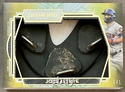 Topps Diamond Icons 1/1 Jose Altuve CLEAT With DIRT Game-Used Preeminent Relic